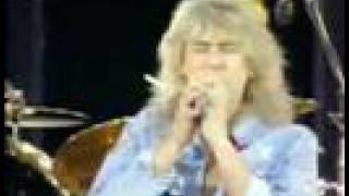 Queen &amp; Def Leppard - Now I&#39;m Here