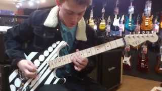 Video thumbnail for EVH Striped Series Circles guitar | (new) tryout Cam Cooper | Sounds Great Music by Cameron Cooper