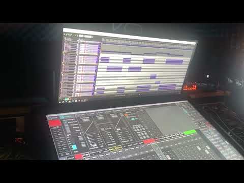 Пишем в студии песню ОДНАЖДЫ В БАРЕ