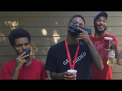 BeezyB ft Black Gwaluh - Free The Mob [Prod by SenseiATL]