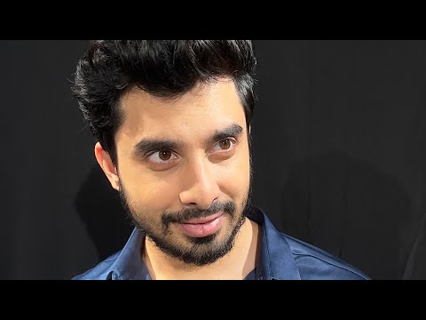 Guru Divekar Hindi - Cal...