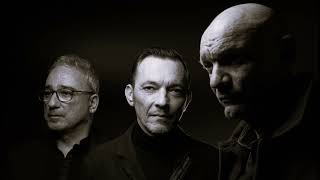 LOUISE ATTAQUE : Cracher nos souhaits