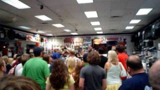 MXPX Buildings Tumble Sam Ash In Store Performance