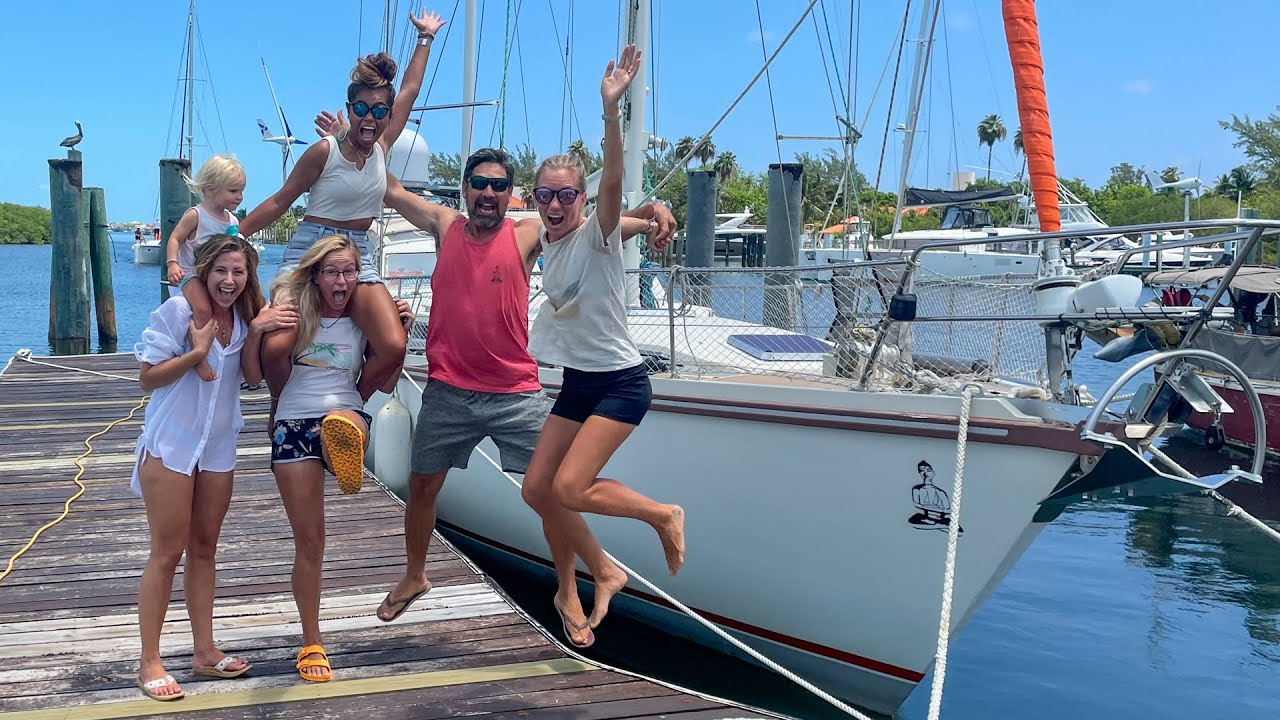 OUTTAKES!  Meet our new crew in 2 minutes of 😀😂😊