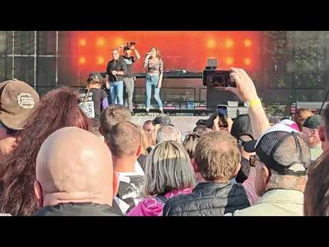 MC Erik feat. Ivana - Angel (90's Explosion 2025) 4K