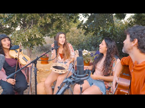 La Mare, María Ruiz & Dos - La jardinera (Cover Violeta Parra)