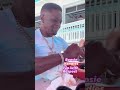 Let that man eat! I get mad at my lil job when I’m on lunch and this happens ( Longer Video on page