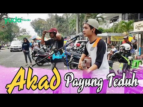 Akad - Payung Teduh (Live Cover Musisi Jalanan CFD Malang Sabian Nanda) Video