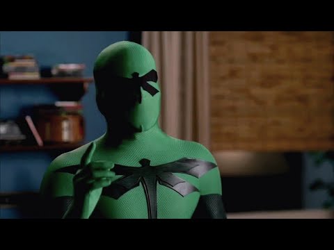 Rick Riker faz o seu Traje de "Libélula" |Super-Herói: O Filme