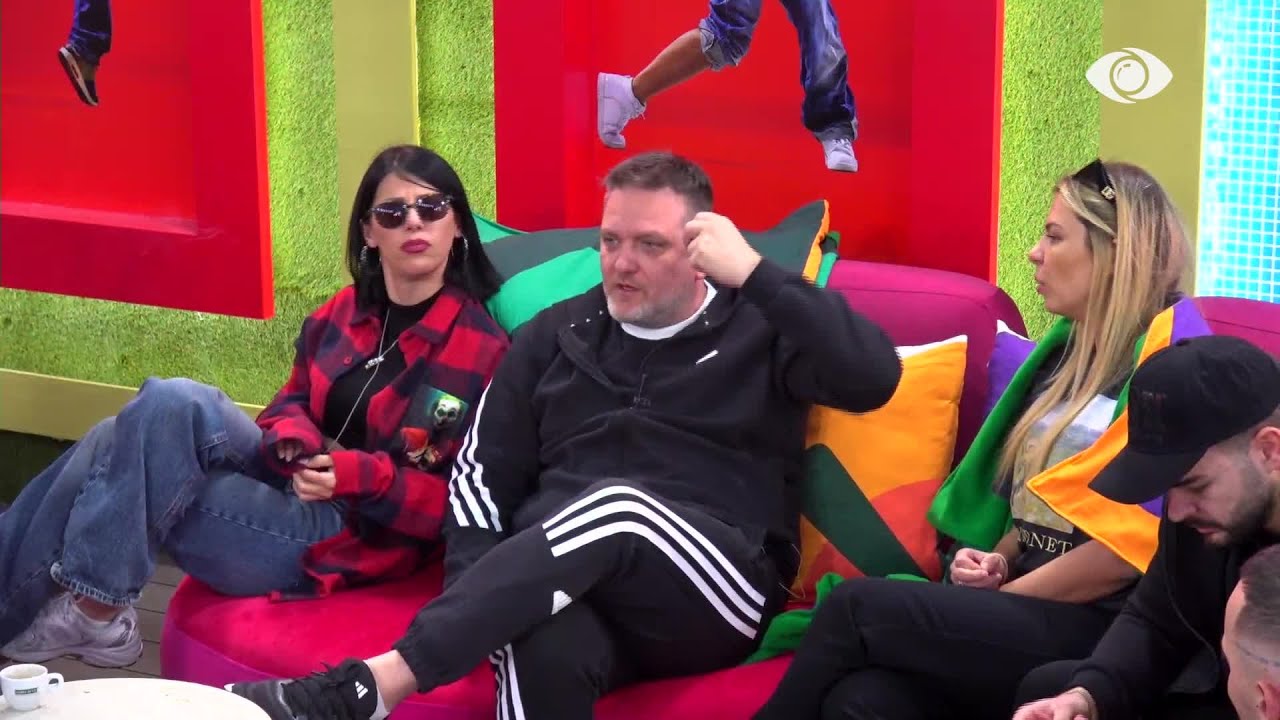 Erjola-Julit: Riken e do aleate, Rozën kundërshtare…