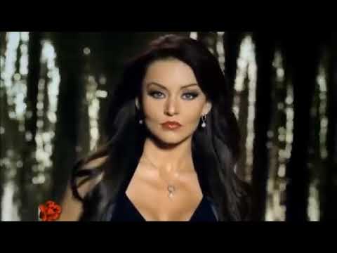 Quítate tus que llegó la muchachota Perra la diva y la potra