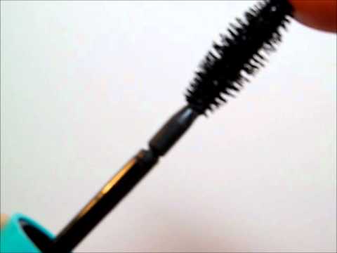 Maybelline Mega Plush Brush