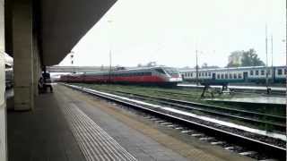 preview picture of video 'Brescia, stazione di Brescia'