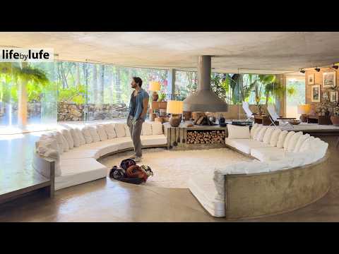 Modernist house surrounded by green - architecture and nature in harmony