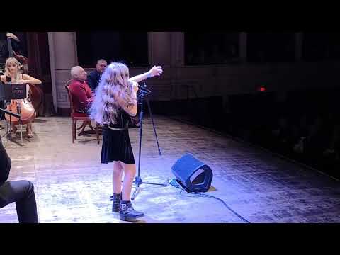 Mogol racconta Mogol con le vincitrici del Concorso OIDA Voice