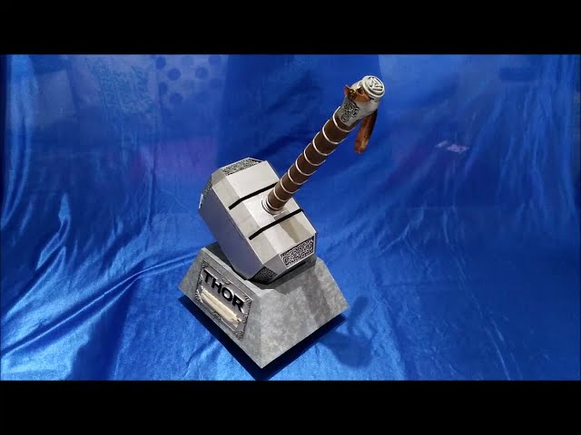 Vídeo relacionado con Thor Mjolnir - Réplica de martillo coleccionable a escala 1:1, construcción de metal con base de exhibición, accesorio de cosplay