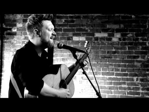 Gareth Dunlop - "I Thought By Now" Acoustic Live