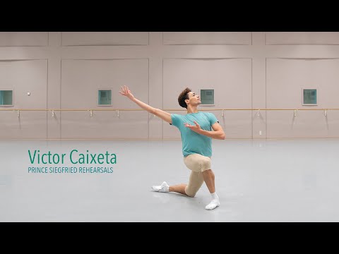 Victor Caixeta - Rehearsing Prince Siegfried