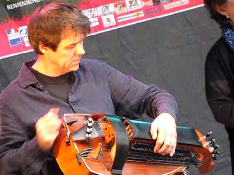 ven 13 juillet 2012 - Gilles CHABENAT dans La Fontaine   Troublée avec Evelyne GIRARDON