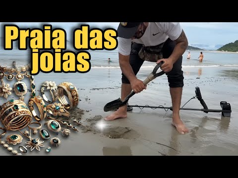 The beach was full of jewelry on the sand, we caught everything with a metal detector!