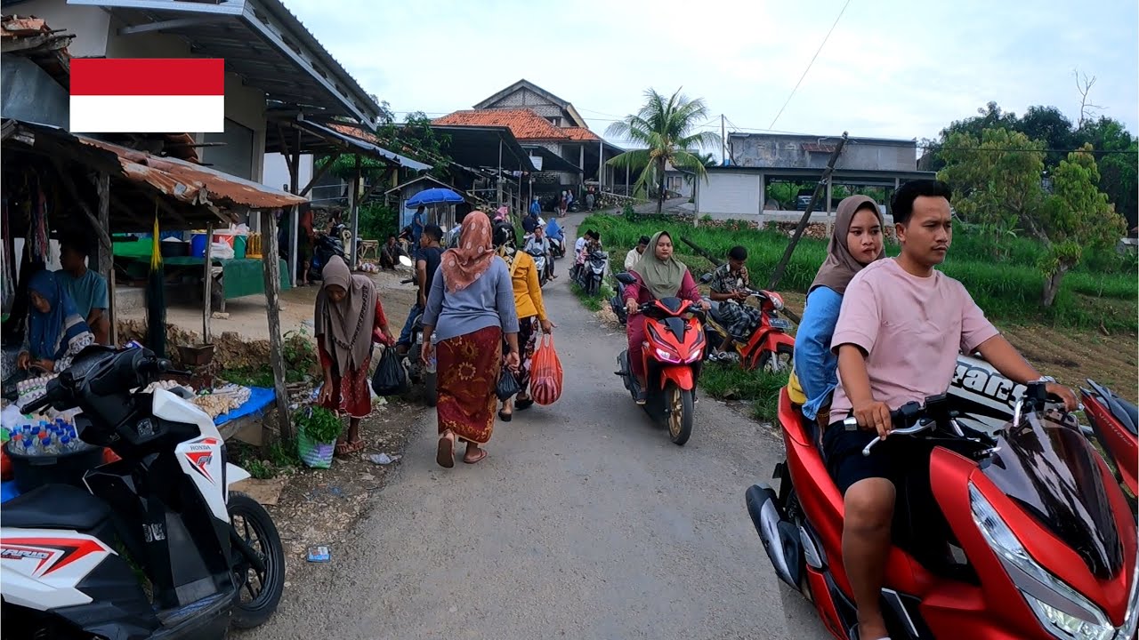 village weekly market, One hour walk in the traditional Indonesia village market