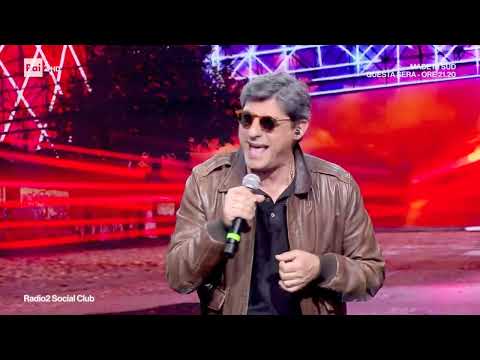 Oesais (Emilio Solfrizzi)  - 127 Abarth Radio2 Social Club (Oasis Champagne Supernova) MacjoniEQ