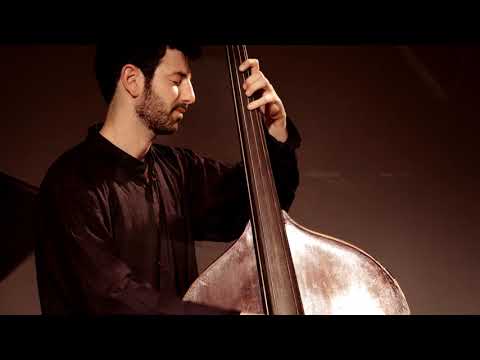 Anat Fort trio performing "Something 'bout Camels"