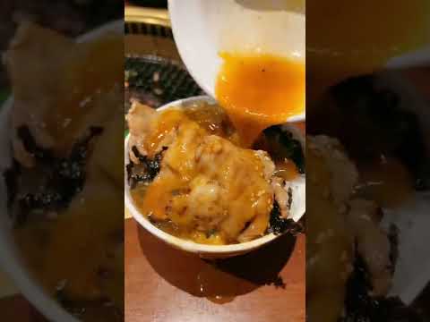 [Yakiniku tem quantidade limitada!?] O pita à vontade do Anrakutei é à vontade em todos os menus laterais!