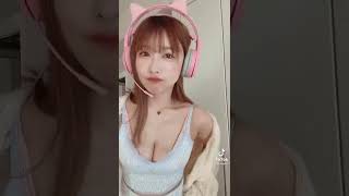 【TikTok】おっぱいぷるぷるぷるぷるん