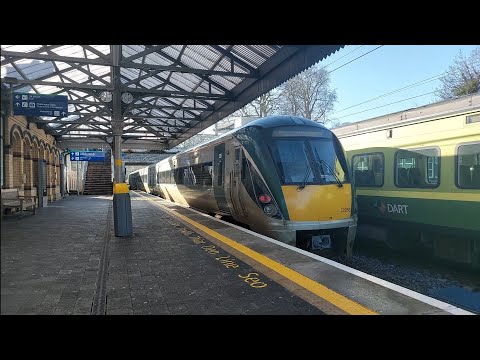 Class 22000 Leaving Malahide Station!