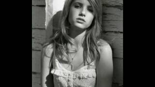 emma roberts - i wanna be