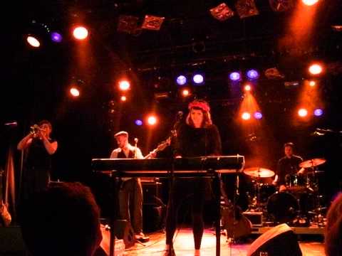 Dear Reader - 27.04.1994