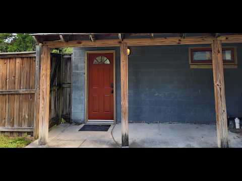 Charming Eastside Carriage House with Modern Updates property video