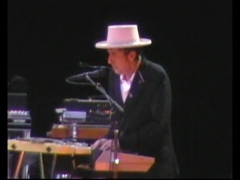 Bob Dylan -Stuck Inside Of Mobile With The Memphis Blues Again- Glasgow  11.04.2007