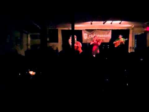 Mari Black and the World Fiddle Ensemble, "Reknot" set