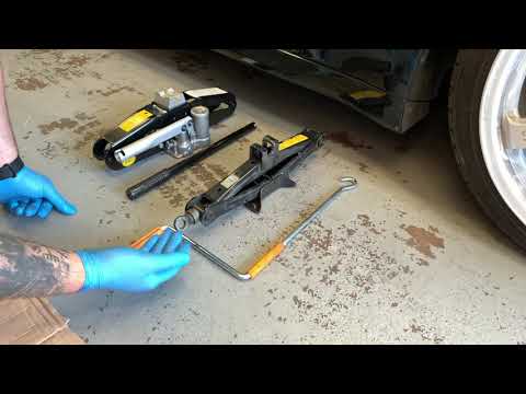 Cusco Hydraulic Scissor Jack - Part-Box.com