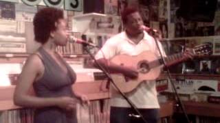 Meklit & Quinn live in-store at Boo Boo Records