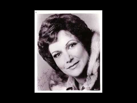 Marisa Galvany -  Mad Scene "Il dolce suono...Spargi d'amaro" Lucia di Lammermoor