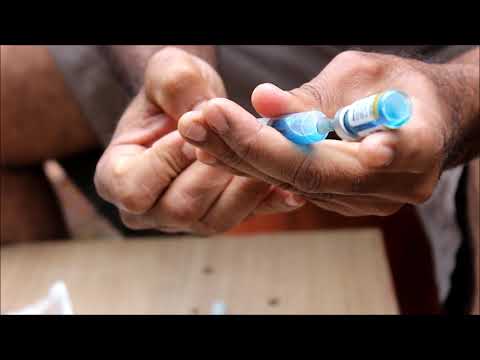 HOW TO APPLY THE NEWCASTLE VACCINE TO CHICKS