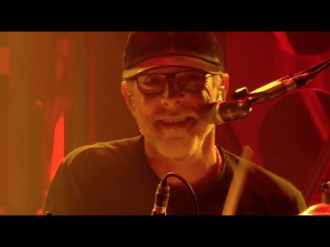 PIXIES - La La Love You (Live at Positivus Festival 2017)