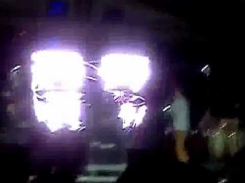 @McKlopedia freestyle cerrando el concierto en Puerto La Cruz