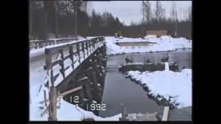 preview picture of video 'Hirvensalmi Kissakosken siltatyömaa 1991 ja 1992'