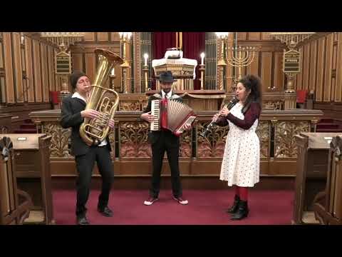 Valeria's Klezmer Chariot | Baym Shotser Rebn Oyf Shabes