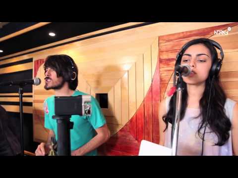 Vetusta Morla- ¡Alto! feat. Alejandra (Ruido Rosa)