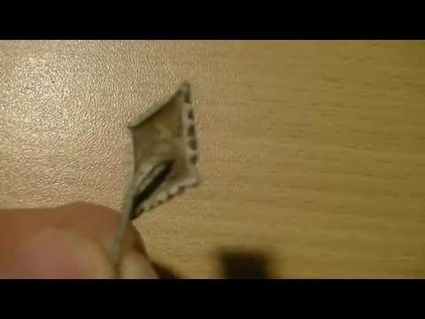 Anstecknadel Bodenfund sondeln