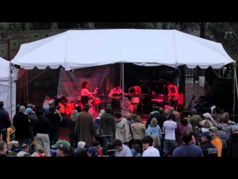 Sonny and the Sunsets - Full Concert - 06/04/11 - Gundlach Bunschu Winery (OFFICIAL)