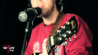Andrews Combs - &quot;Foolin&#39;&quot; (Live at WFUV)