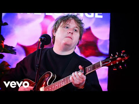 Lewis Capaldi - Almost