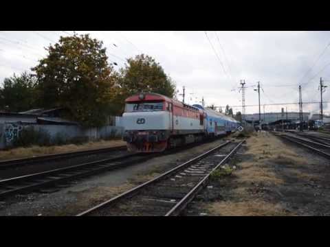 Os 9057 s 749 039-4 + 749 006-3, Praha Vršovice