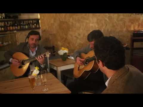 Fados na Maria da Aldeia com António TB  - Fado Georgino   -Riso que me deste